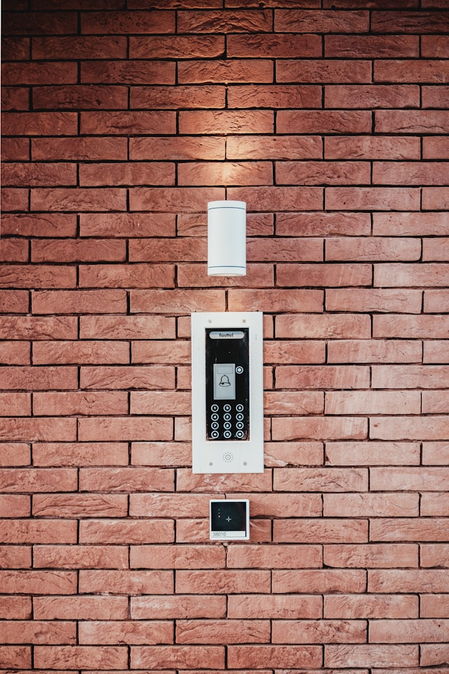 Advantages of Keypad Door Locks in Modern Home Security