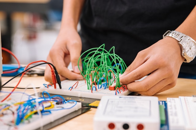 The Benefits of Early STEM Education: Setting Kids Up for Success